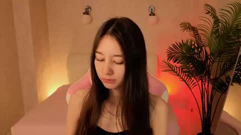 Snapshot of nicole_brownie chatting on May 26, 2026, 12:39 am Nicole online show from May 26, 2026, 12:39 am