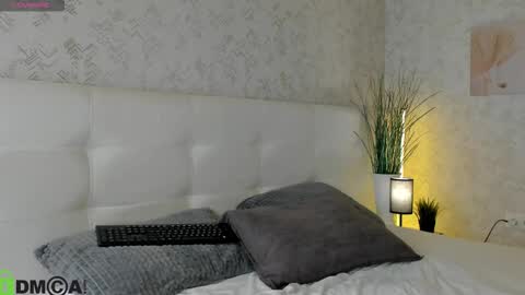 GMT7TueWedThSu 0300am-0900am. Sa 1000am-0400pm online show from September 21, 2025, 8:54 pm