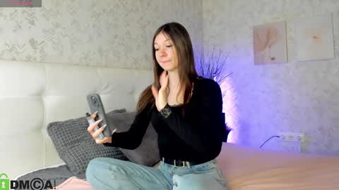 GMT7TueWedThSu 0300am-0900am. Sa 1000am-0400pm online show from September 30, 2025, 9:20 pm