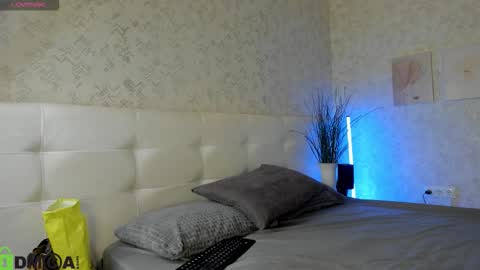 GMT7TueWedThSu 0300am-0900am. Sa 1000am-0400pm online show from October 14, 2025, 8:20 pm