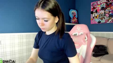 Snapshot of nicole_charm chatting on March 2, 2026, 7:15 am GMT7TueWedThSu 0300am-0900am. Sa 1000am-0400pm online show from March 2, 2026, 7:15 am