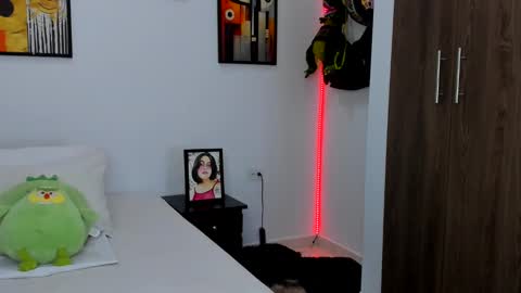 Nick online show from February 23, 2025, 8:49 am