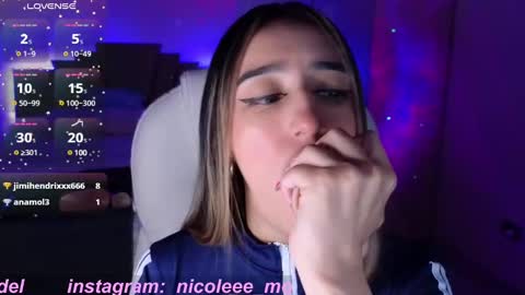 Snapshot of nicole_edwards chatting on February 26, 2025, 11:48 pm Nicole online show from February 26, 2025, 11:48 pm