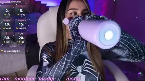 Snapshot of nicole_edwards chatting on March 10, 2025, 2:28 am Nicole online show from March 10, 2025, 2:28 am