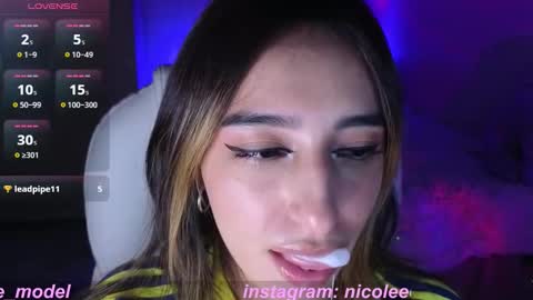 Snapshot of nicole_edwards chatting on September 10, 2025, 12:43 am Nicole online show from September 10, 2025, 12:43 am