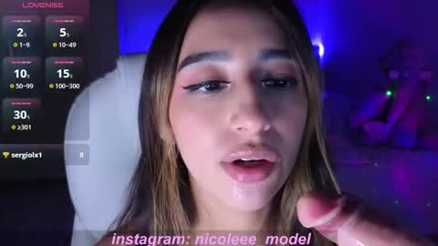 Snapshot of nicole_edwards chatting on September 11, 2025, 12:44 am Nicole online show from September 11, 2025, 12:44 am