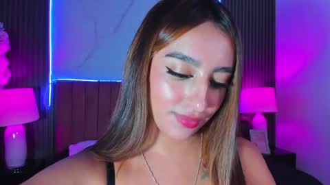 Snapshot of nicole_edwards chatting on June 16, 2026, 3:31 am Nicole online show from June 16, 2026, 3:31 am