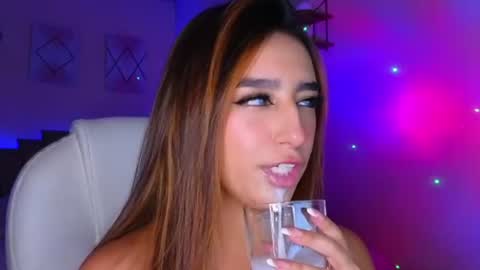 Snapshot of nicole_edwards chatting on July 23, 2026, 1:58 am Nicole online show from July 23, 2026, 1:58 am