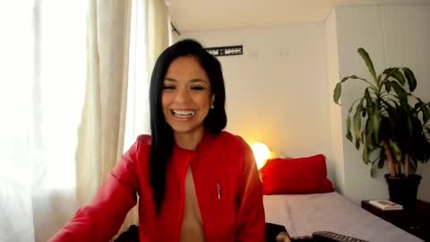 Nicole online show from January 16, 2025, 9:30 pm