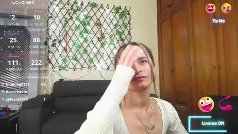 Nicole Santana online show from February 11, 2025, 3:08 am