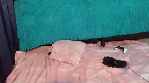  Anna Nicole  online show from September 27, 2025, 6:13 pm