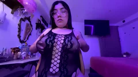 Snapshot of nicole_wc chatting on June 7, 2026, 7:45 am Nicole online show from June 7, 2026, 7:45 am