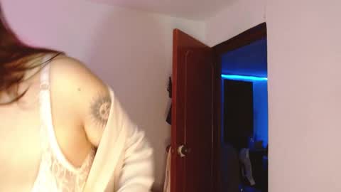 Nicole White online show from February 7, 2025, 12:20 am