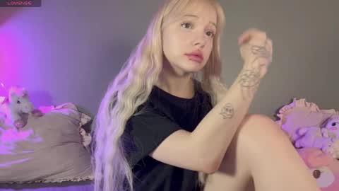 Mary online show from April 12, 2026, 12:37 am