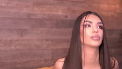 Nicole online show from October 9, 2025, 7:50 am