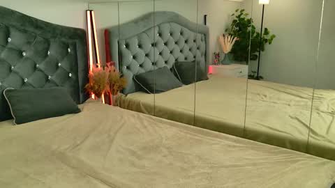 nicoleeverly online show from February 21, 2026, 1:45 pm