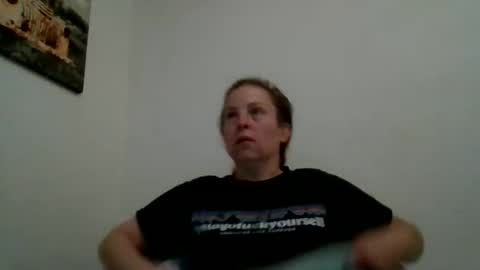 Nicole online show from April 21, 2026, 11:27 am