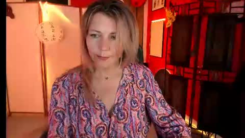 nicolehits online show from June 12, 2026, 9:08 am
