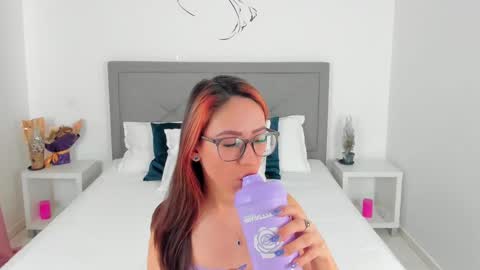 nicoleirisxxx online show from February 1, 2025, 9:54 am