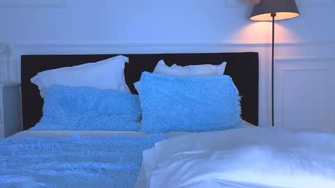 Nicole online show from February 21, 2025, 2:39 am