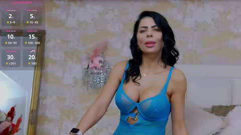 NicoleSmyth online show from November 29, 2025, 9:51 pm