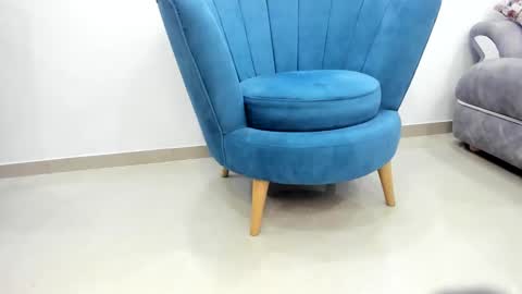 Nicolett online show from January 14, 2025, 7:00 pm