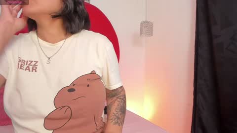 nicolette online show from January 28, 2025, 10:34 am