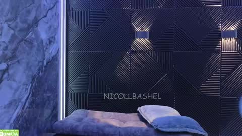 Nicoll  Independent model online show from February 28, 2025, 5:26 am