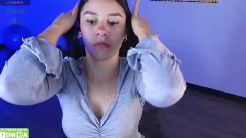 Nicoll  Independent model online show from February 27, 2026, 7:30 am