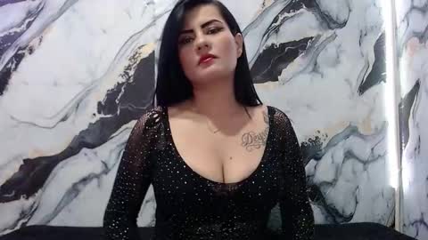 nicolle gomes online show from December 18, 2025, 7:31 pm