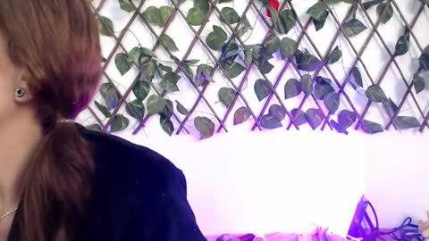 Nicolle ardila online show from February 1, 2026, 1:26 am