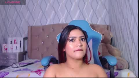 Nicolle Miley online show from February 1, 2025, 3:19 am