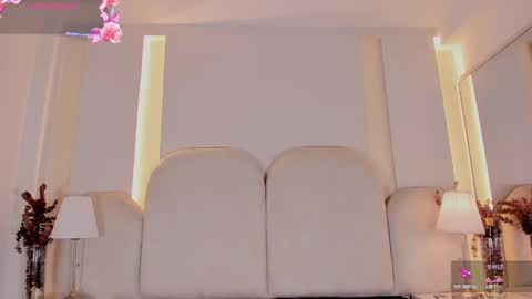 Nicol  online show from March 4, 2025, 2:53 pm