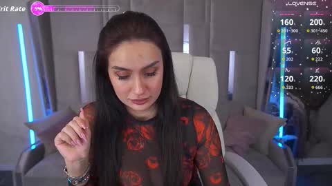 Nicole online show from November 11, 2025, 6:57 am