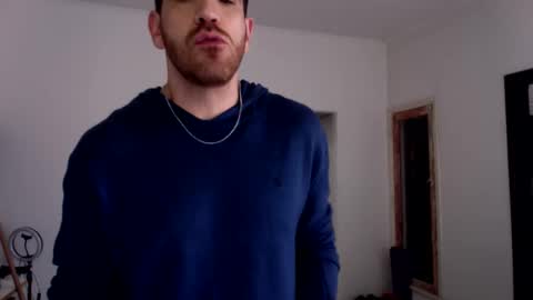 nicolove4272 online show from September 21, 2025, 5:47 pm