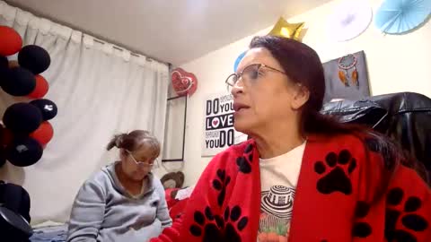 nicoltatiana_ online show from June 4, 2026, 11:33 pm