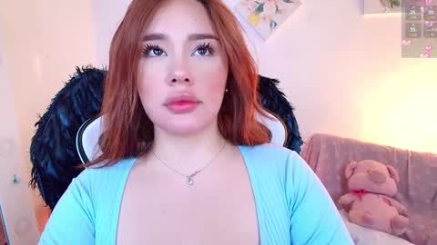 Snapshot of nicolthompsonn chatting on February 6, 2025, 1:16 am Nicol online show from February 6, 2025, 1:16 am