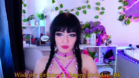 Snapshot of night_angell chatting on April 27, 2026, 5:05 am Night angel online show from April 27, 2026, 5:05 am