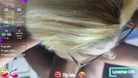 night_love34 online show from October 3, 2025, 7:16 am