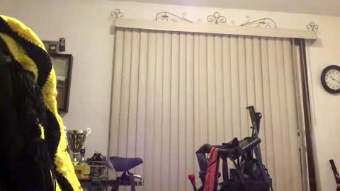 nightmoves1970 online show from March 3, 2025, 3:19 am