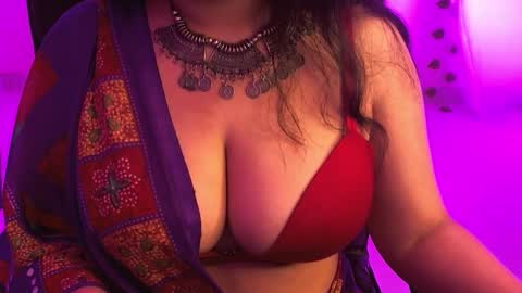 nightqueen107446 online show from October 7, 2025, 2:09 am