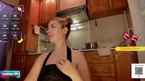 Lana online show from April 10, 2026, 2:22 pm