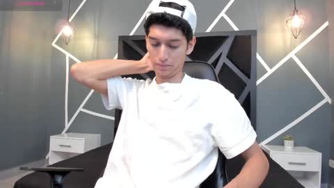 Nick online show from November 3, 2025, 5:25 pm