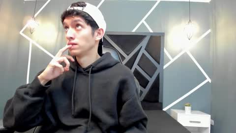 Nick online show from November 11, 2025, 11:05 pm