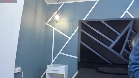 Nick online show from November 18, 2025, 11:37 pm