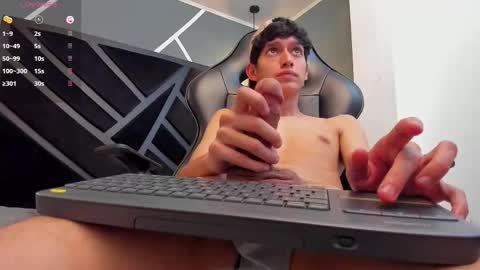 Nick online show from November 27, 2025, 12:13 am