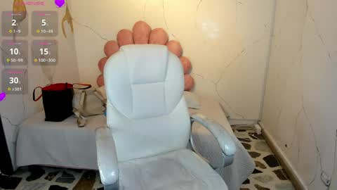 Anni online show from April 1, 2026, 5:08 am