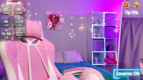 Nicole  online show from January 16, 2025, 3:35 pm