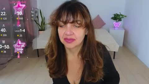 Snapshot of nika_light chatting on January 9, 2026, 11:35 am Nika light online show from January 9, 2026, 11:35 am