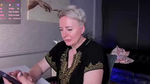 Snapshot of nika_smit chatting on June 26, 2026, 9:03 am Nika online show from June 26, 2026, 9:03 am